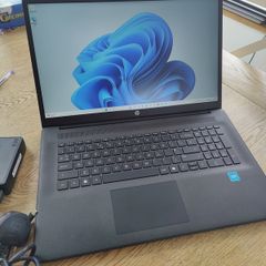 Big Screen Fast HP Laptop Intel 11th/12GB/256GB SSD/W11