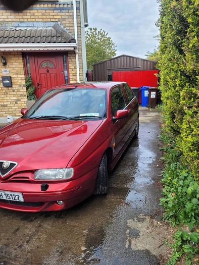 2000 Alfa Romeo 145