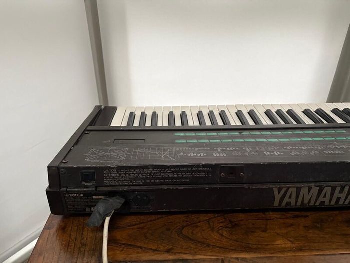 Yamaha DX7 Keyboard