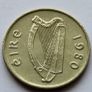 Ireland 1980 old 5p coin 46 years old Image 2