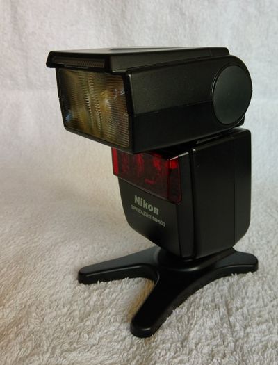 Nikon SB600 Speedlight flash unit