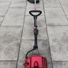 Honda UMT 32 grass trimmer in excellent working condition which starts half pull