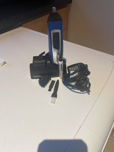 Razor / Grooming