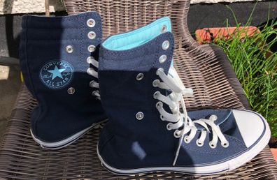 Girls Converse