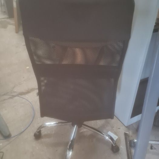 Black netback Highback chair