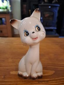 Vintage Saxony cat figurine