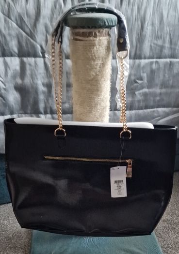 Zip black bag