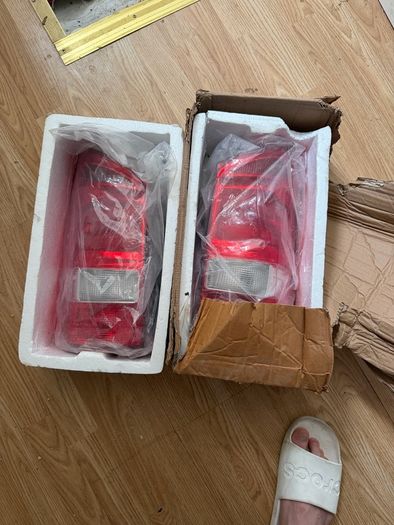 Mercedes Vito / V-Class W447 Genuine Rear Tail Lights (Pair)