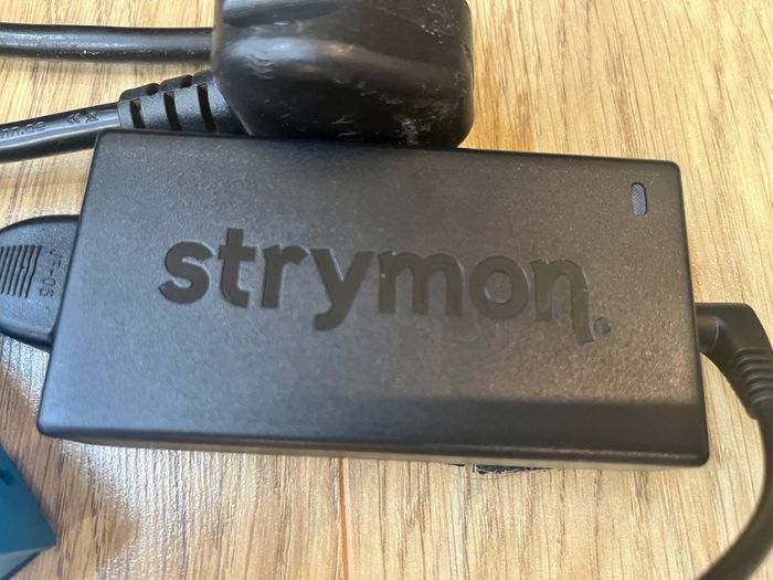 Strymon Ojai Compact power supply