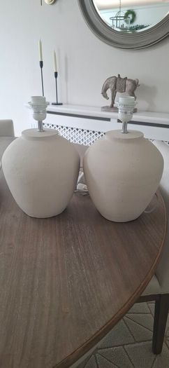 pair of lamp bases