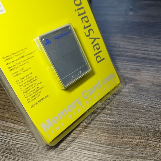Ps2 Satin Silver memory card seald