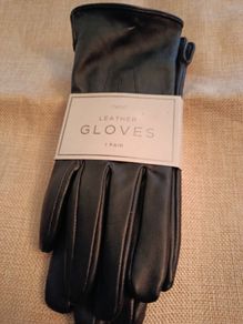 Leather gloves - medium