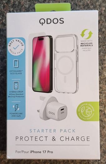 Qdos iPhone 17 Pro case + charger