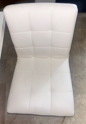 Kitchen table and 4 chairs