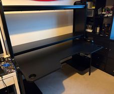 IKEA FREEDE computer desk