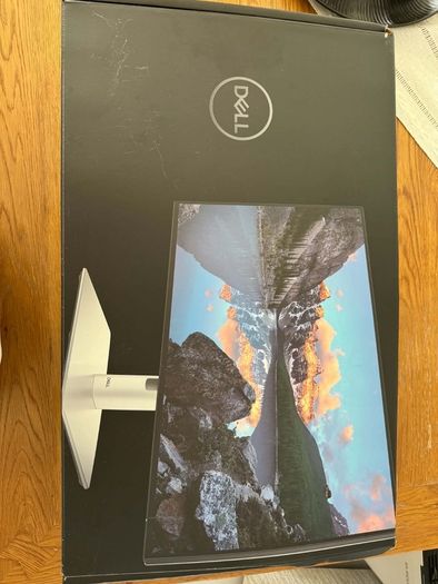Dell Ultrasharp 24 U2424HE - NEW