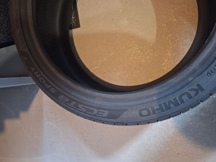 Kumho Ecsta Sport PS72 (225/40 ZR18 XL)