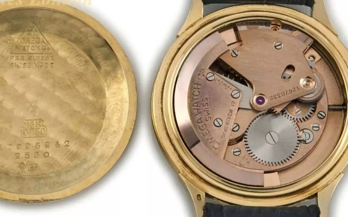 Omega 18ct Solid Gold Watch.