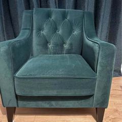 Emerald green velvet armchair - button back