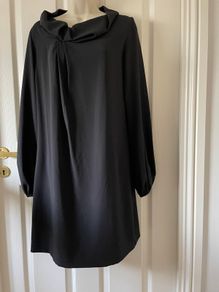 Sisley Black Dress (Size 10)