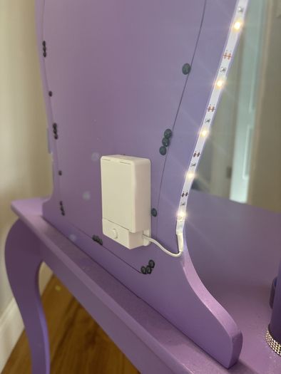 Kid's Dressing Table