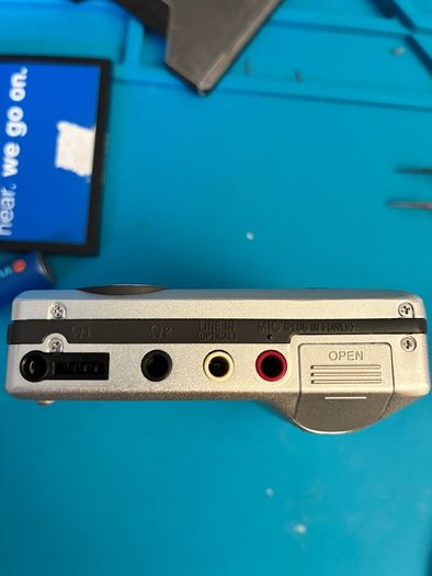 Sony MZ-R70 MiniDisc Walkman Recorder - Serviced & Tested