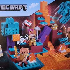Lego Minecraft set 21168