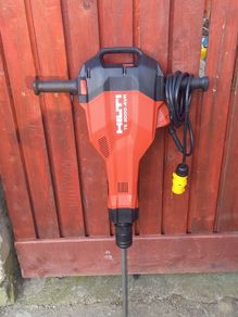 Hilti Concrete Breaker