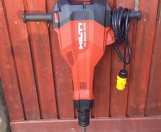 Hilti Concrete Breaker