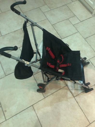 Travel pushchair
