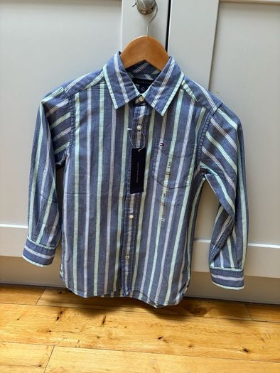 New Tommy Hilfiger Shirt