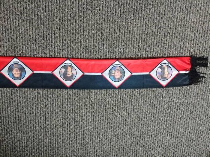 AC Milan retro football jersey and scarf