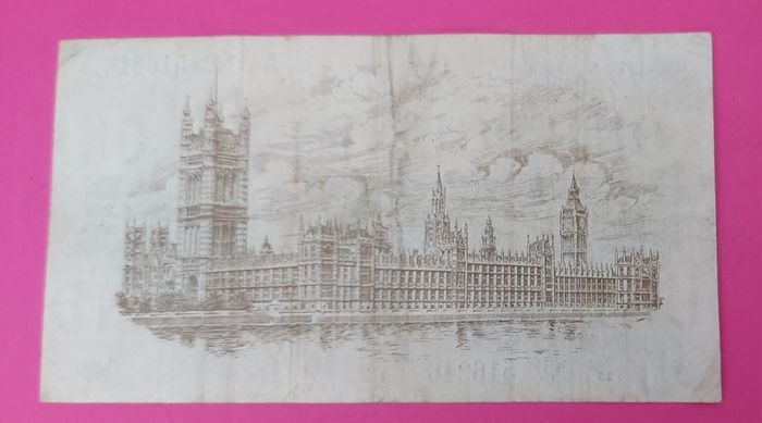 English 1919 One Pound Banknote Very Fine Condition
