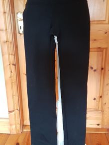 Size S Black GAPfit Bottoms