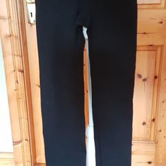 Size S Black GAPfit Bottoms