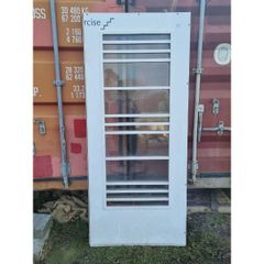 Door 382