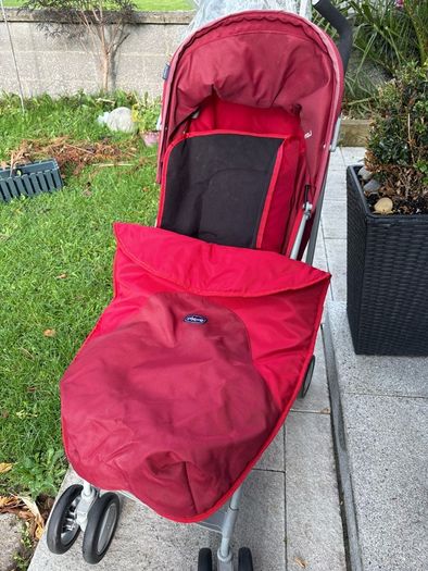 red buggy