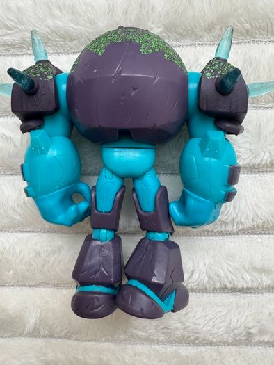Ben 10 To Shock Rocks Transformer Playmates Used Please look at the pictures