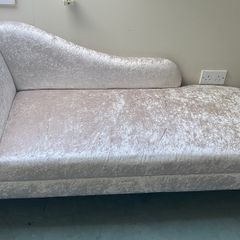 Lounge chair