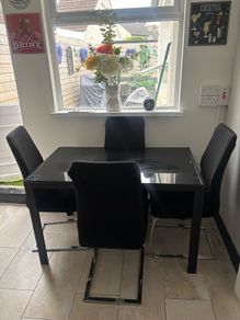table chairs