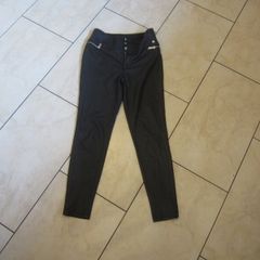 RIVER ISLAND    size 8   petite FAUX leather black