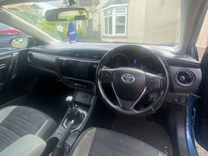 Toyota Auris 2016