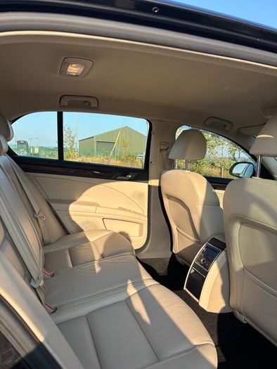 Skoda Superb 2012