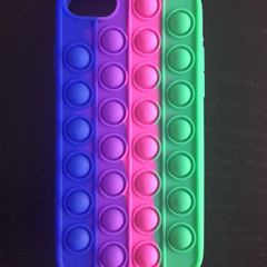 Push pop bubble iPhone 7/8/SE2 case