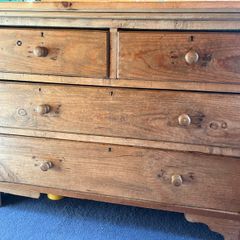 Pine Chest of Drawers