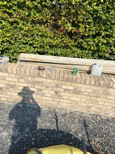Bricklayer stonemason available