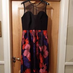 Very dip dress