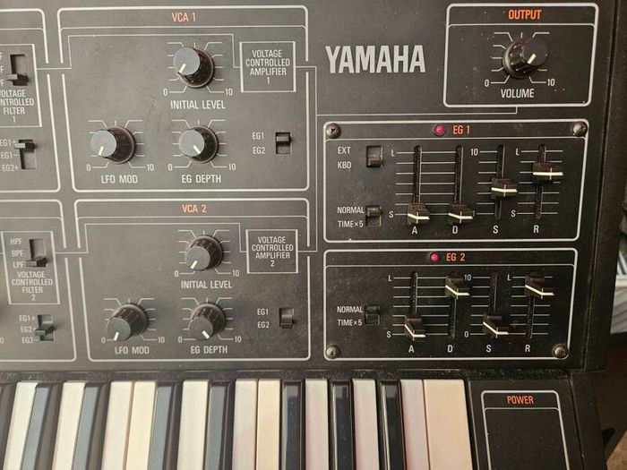 Yamaha CS15