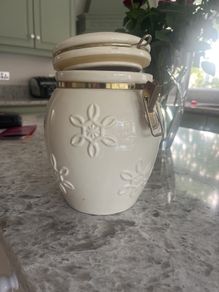 Biscuit Barrel