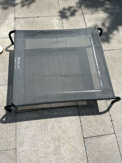 Indoor/Outdoor dog bed - Medium